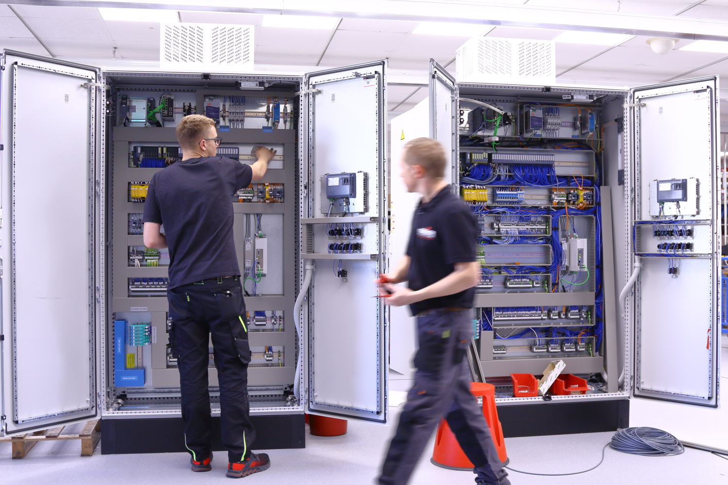 Reassembly of the system at the destination site